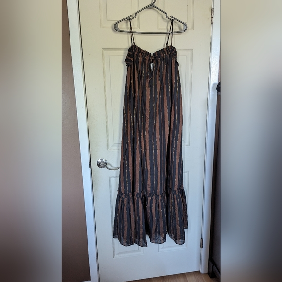 Maxi Dress, Black & Brown - Picture 5 of 5